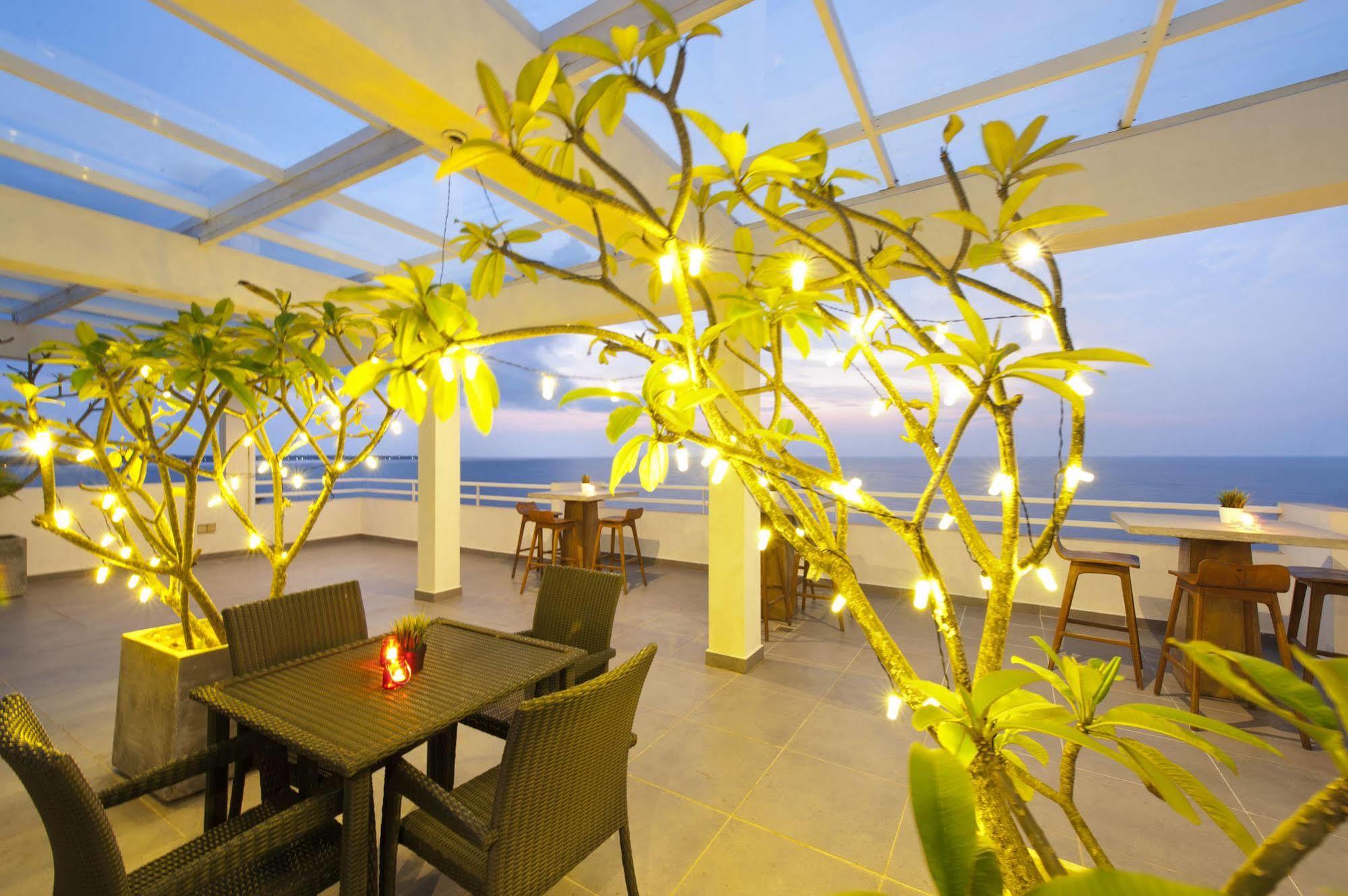The Beach Apartments Negombo Extérieur photo