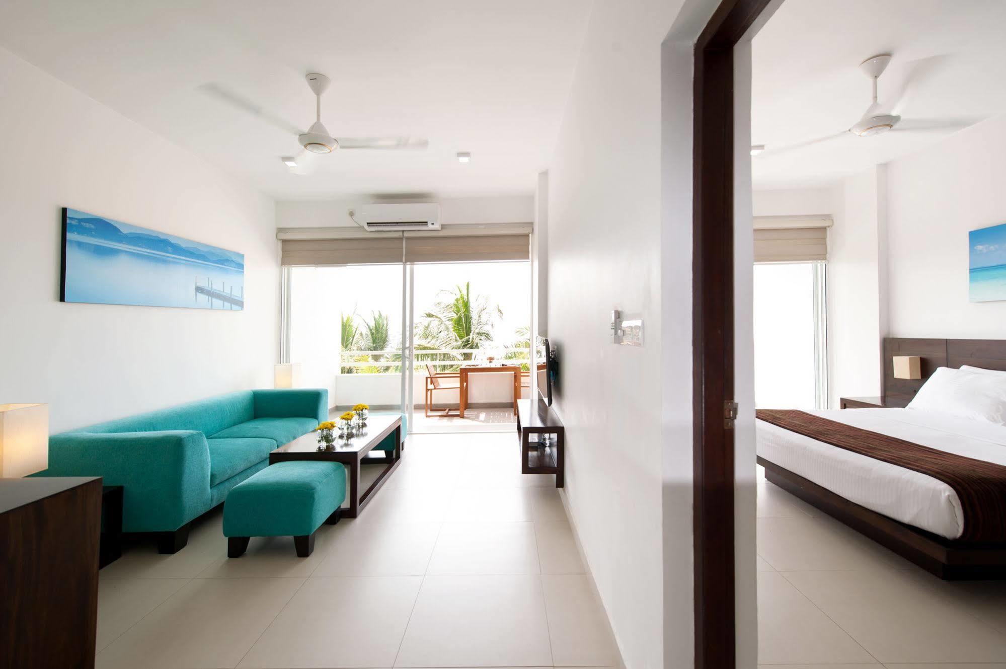The Beach Apartments Negombo Extérieur photo