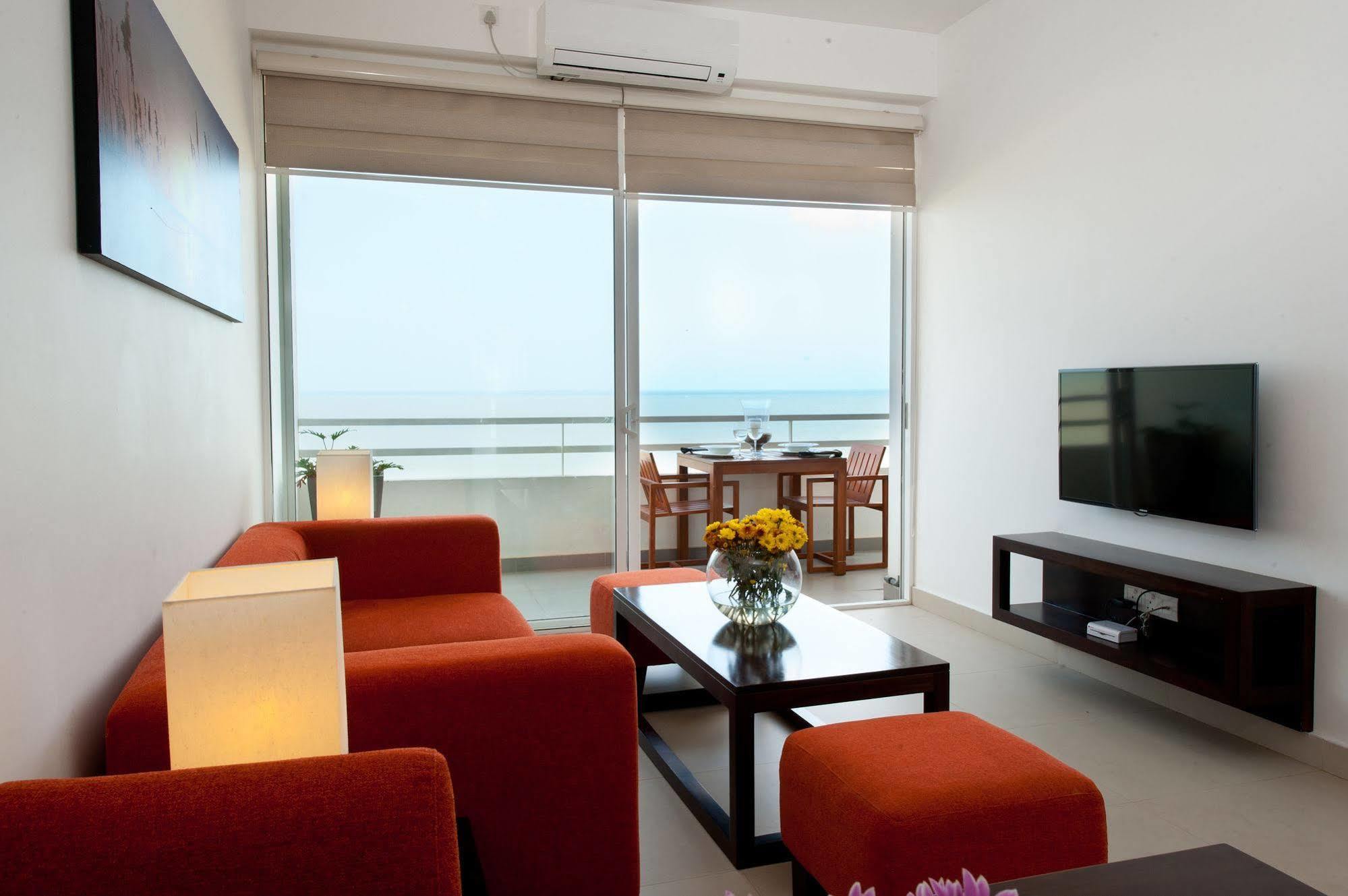 The Beach Apartments Negombo Extérieur photo
